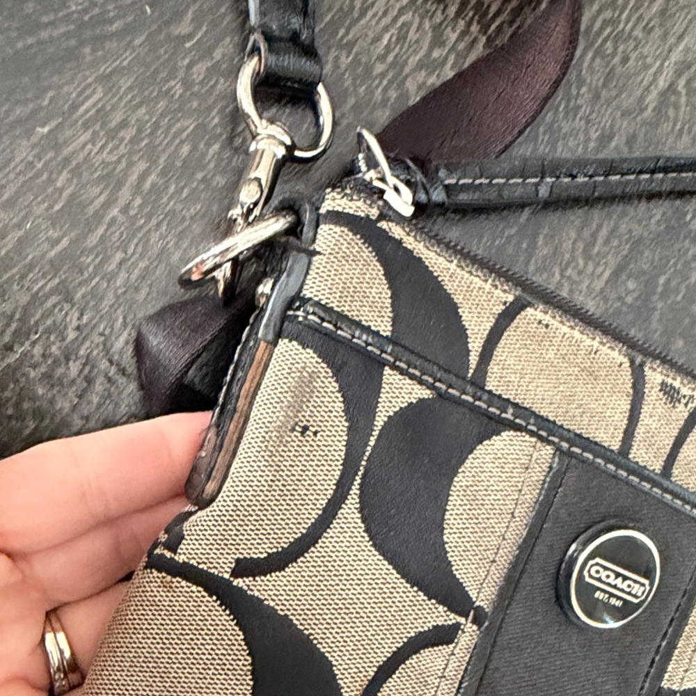 Coach Beige and Black Signature Crossbody Bag - Picture 9 of 9